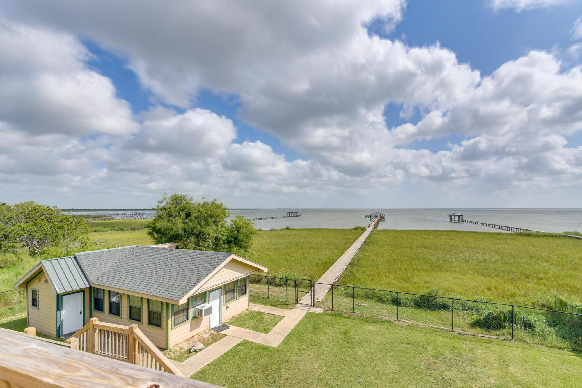 Pet-Friendly Port Arthur Retreat With Fishing Pier! Villa Exterior photo